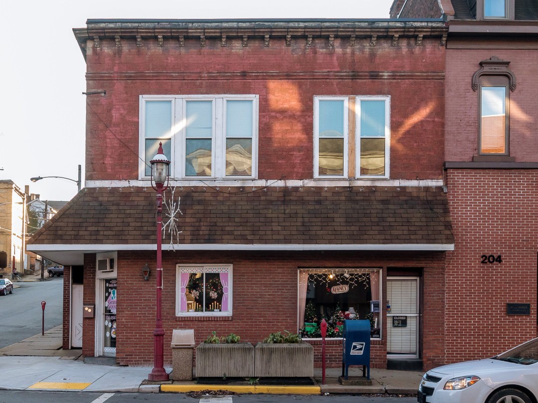Photo of building at 200 - 202 West Main Street, Monongahela, Pa. 15063 along rt 88 and rt 136. Photo property of the Monongahela Main Street Program.